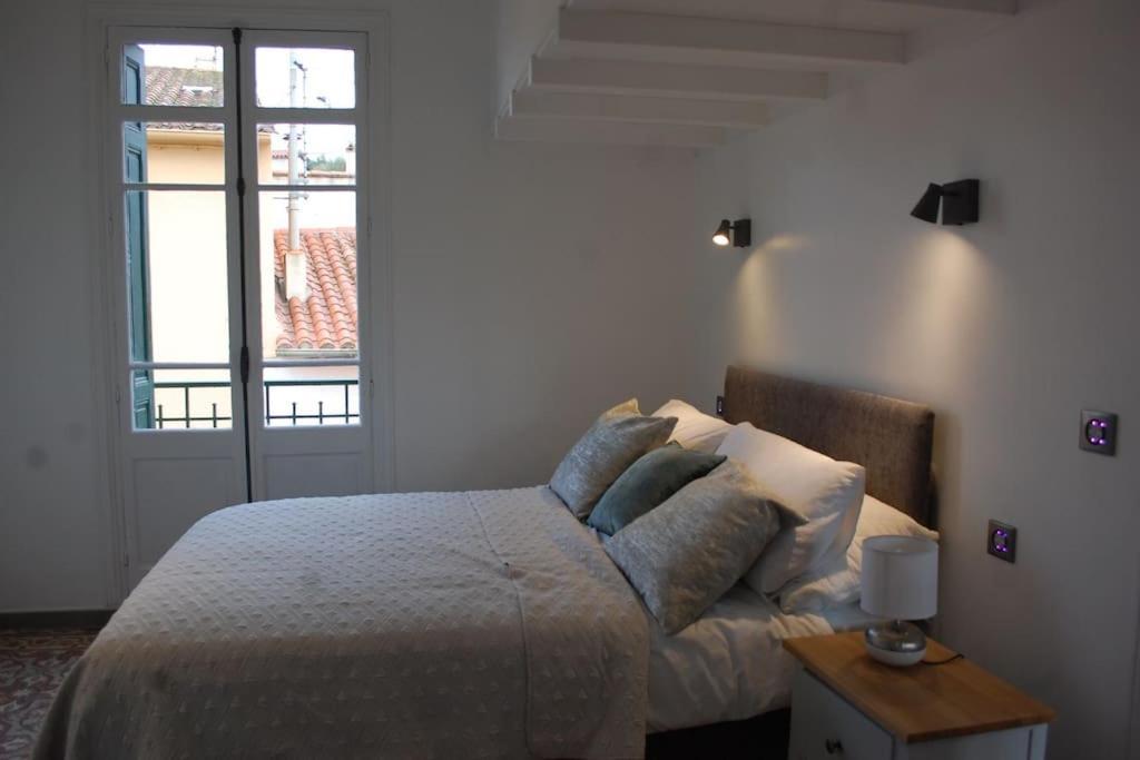 Gorgeous Superbly Located In Old Town *